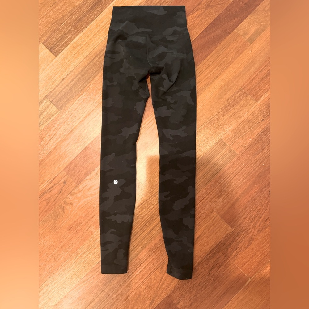 Lululemon Wunder Under Luxtreme Leggings Size 2 Camo